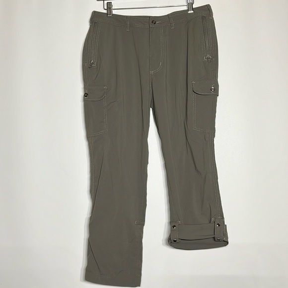 NWOT pants with six pockets two zippered - Picture 1 of 4